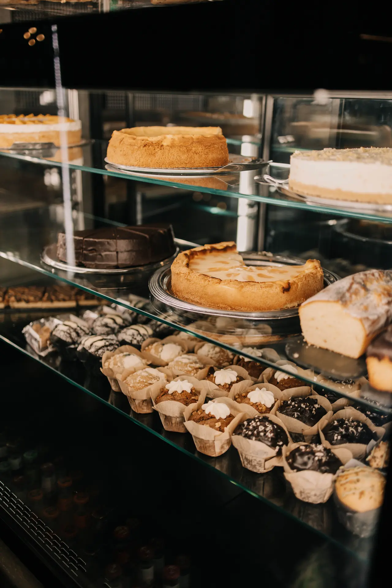 Kuchen-Vitrine